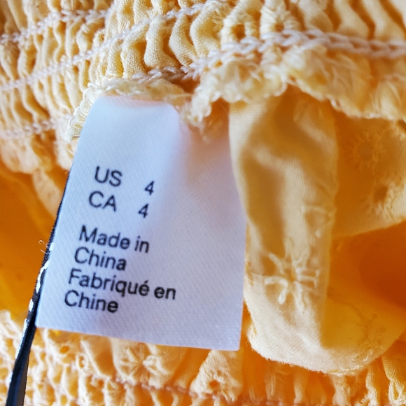 Women's Yellow Crop Top,  sz 4 - Picture 4 of 4